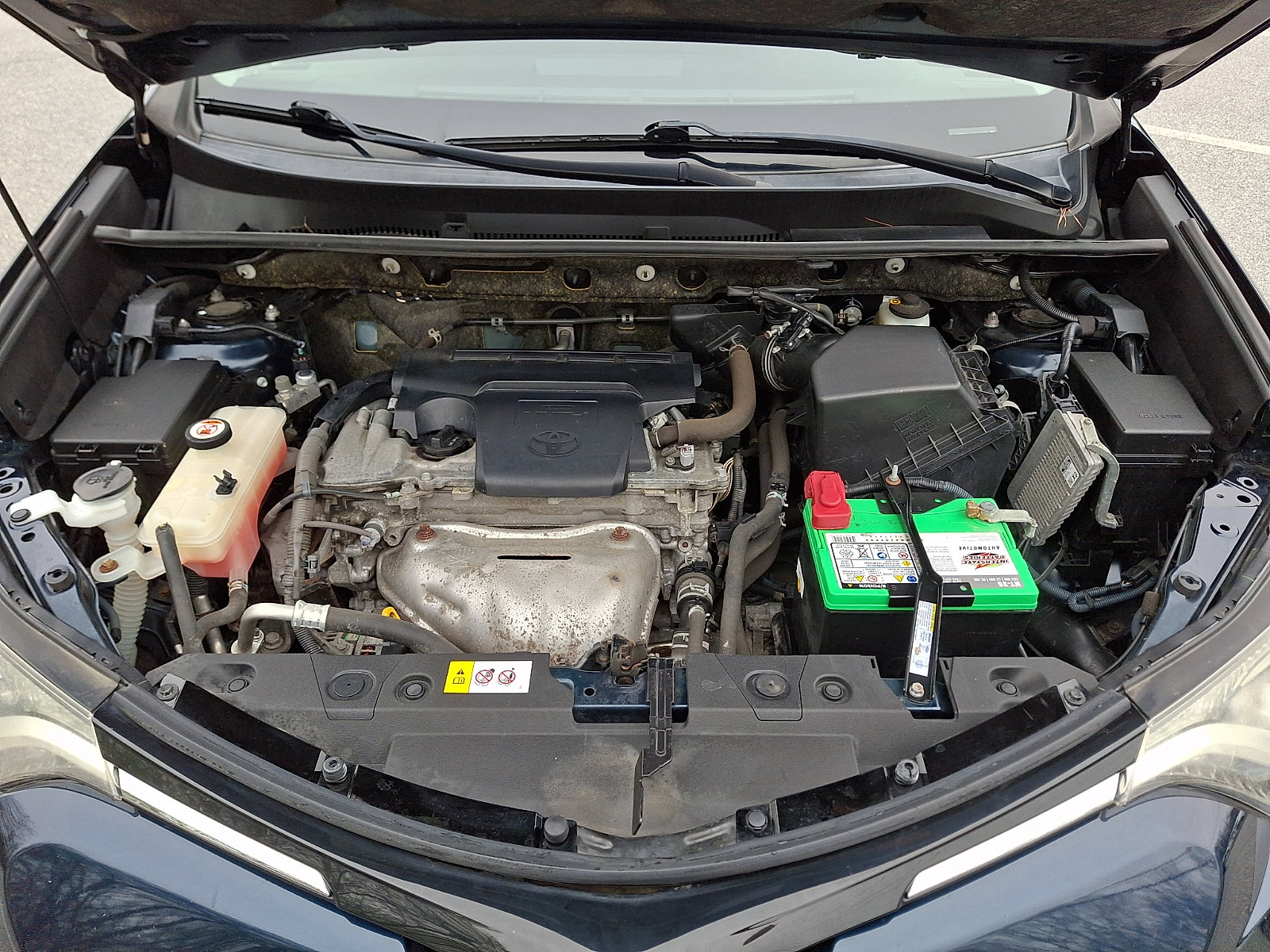 Used 2017 Toyota RAV4 XLE image 29