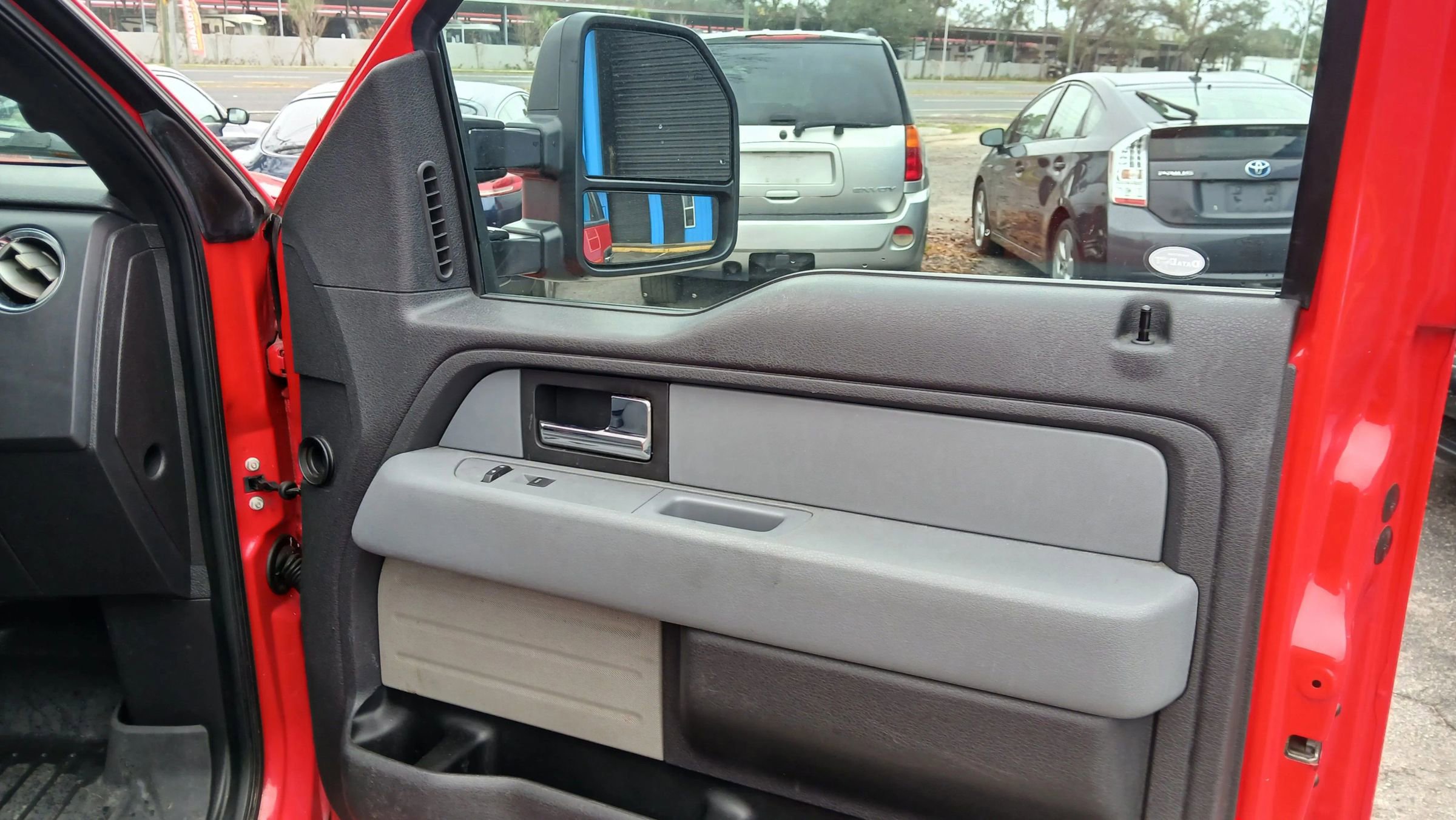 Used 2013 Ford F150 XLT w/ XTR Pkg image 20