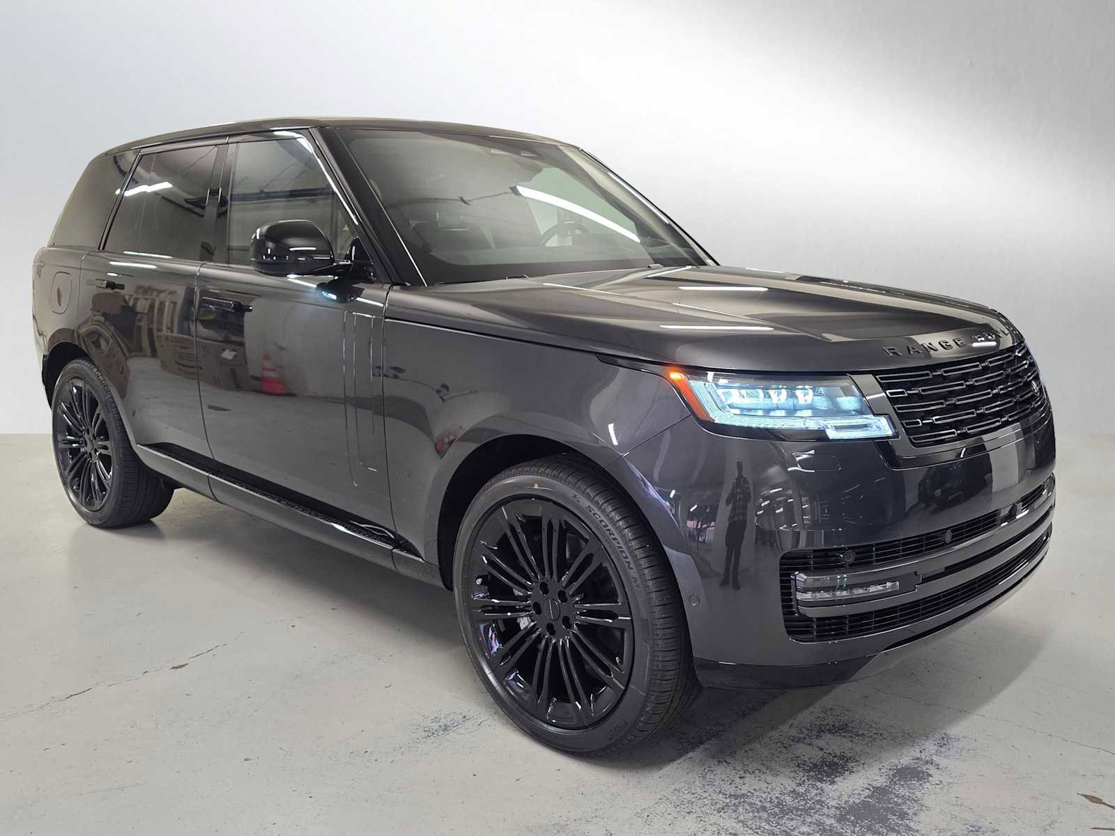 New 2026 Land Rover Range Rover SE image 7