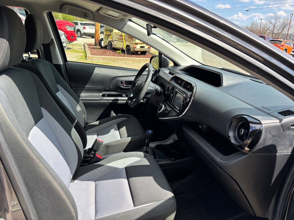 Used 2018 Toyota Prius C Two image 12