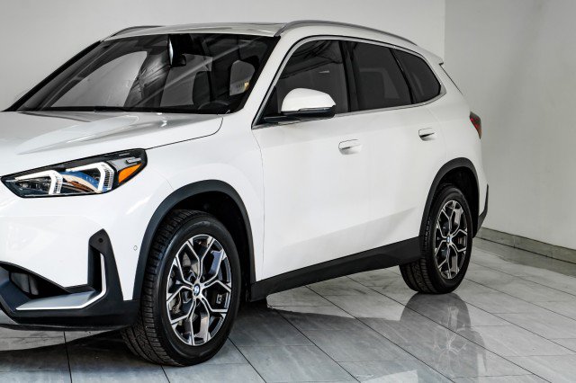 Used 2023 BMW X1 xDrive28i AWD/4WD image 46