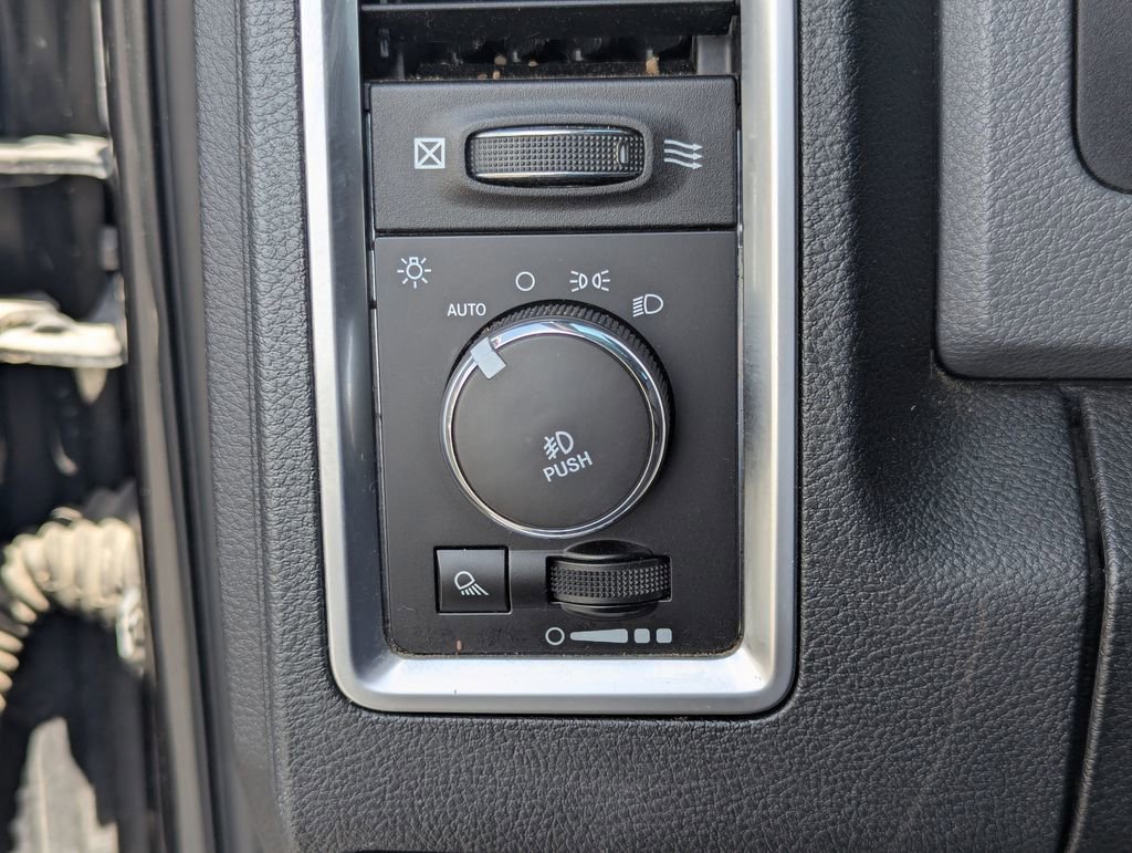 Used 2017 RAM 1500 Big Horn AWD/4WD image 22