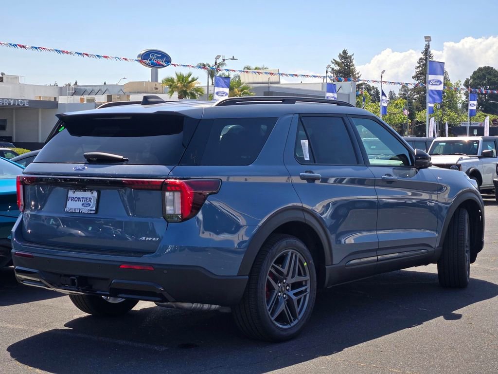 New 2026 Ford Explorer ST-Line w/ ST-Line Street Pack AWD/4WD image 36