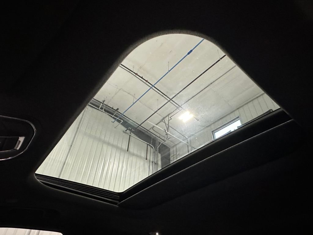 Used 2023 Jeep Grand Cherokee Altitude image 22