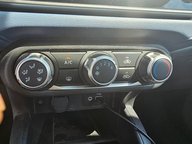 Used 2023 Nissan Versa SV FWD image 22