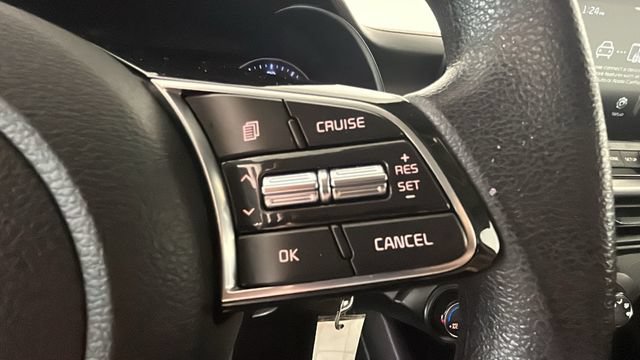 Used 2020 Kia Forte LXS FWD image 16