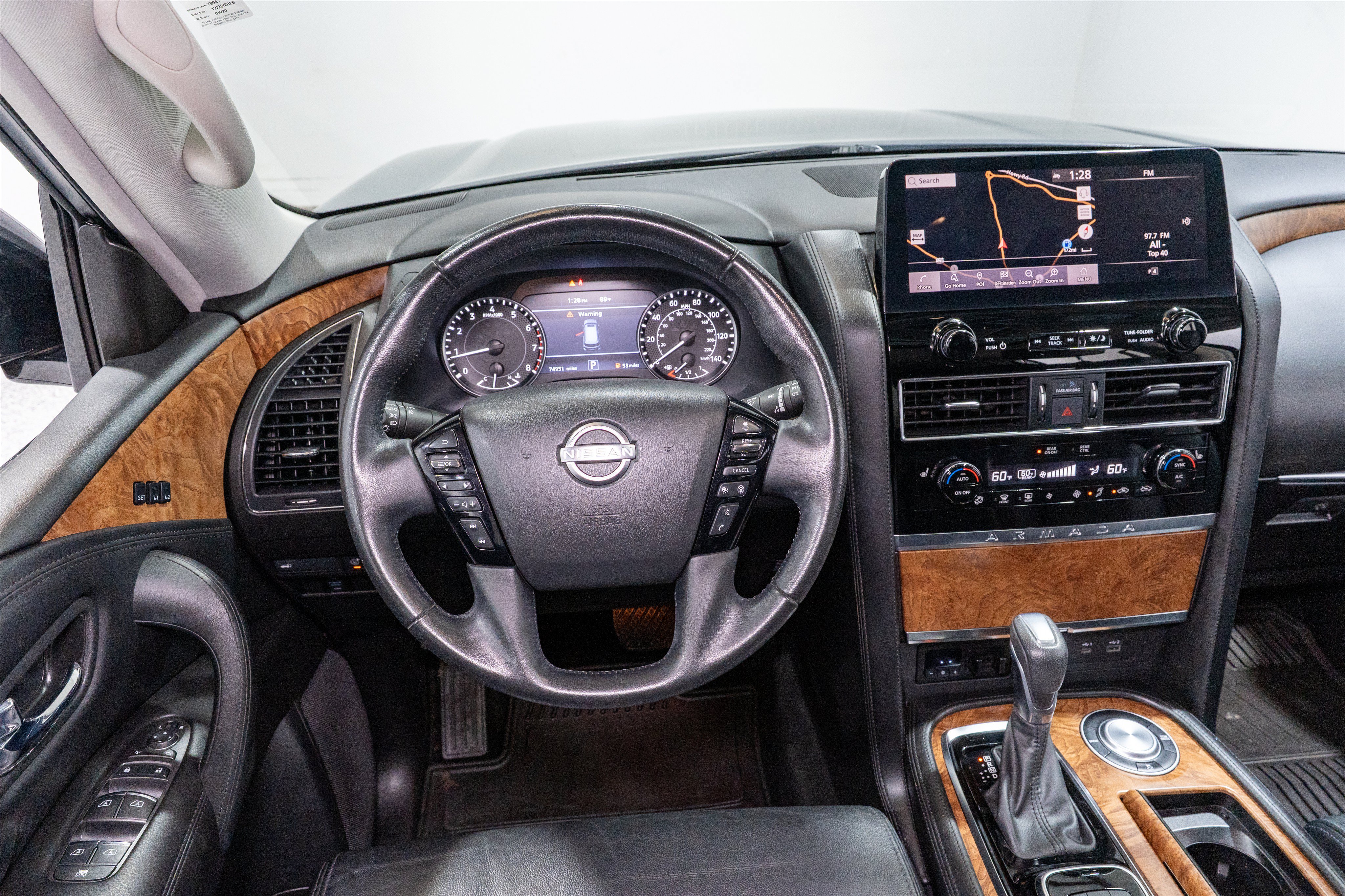 Used 2022 Nissan Armada SL w/ Captain's Chairs Package RWD image 11