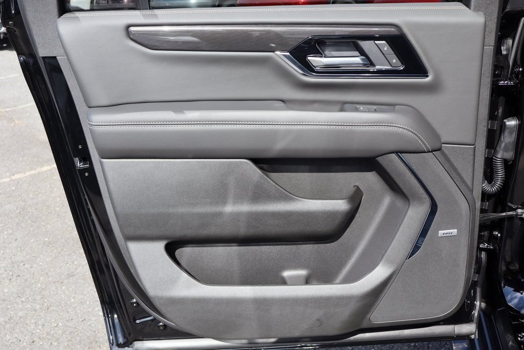 New 2025 GMC Yukon XL Elevation AWD/4WD image 21