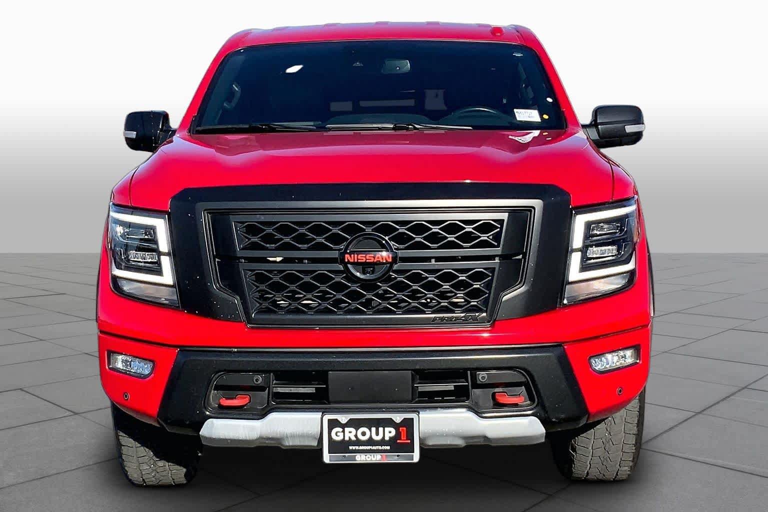 Used 2021 Nissan Titan PRO-4X w/ Pro-4x Convenience Package AWD/4WD image 4