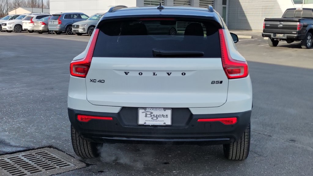 New 2026 Volvo XC40 B5 Ultra w/ Climate Package AWD/4WD image 30