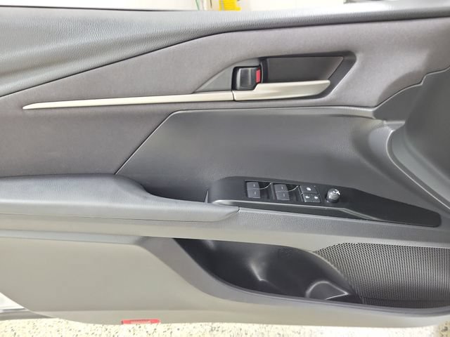 Used 2025 Toyota Camry LE FWD image 21