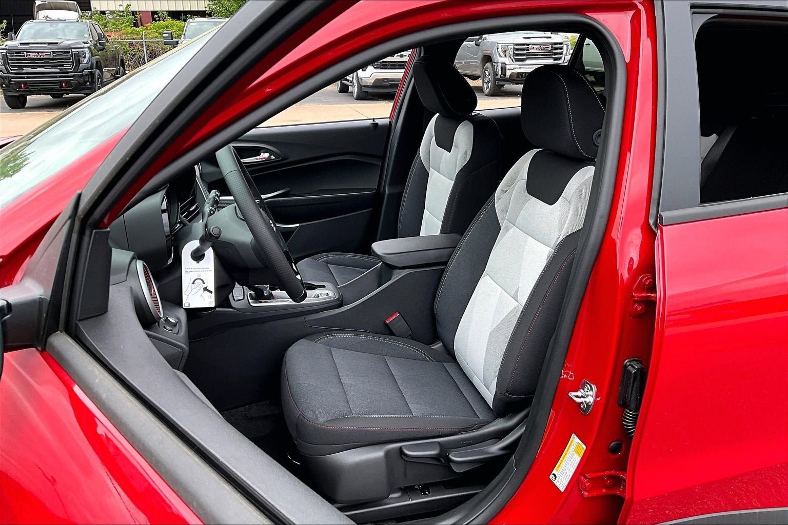 New 2026 Chevrolet Trax RS w/ Driver Confidence Package FWD image 9
