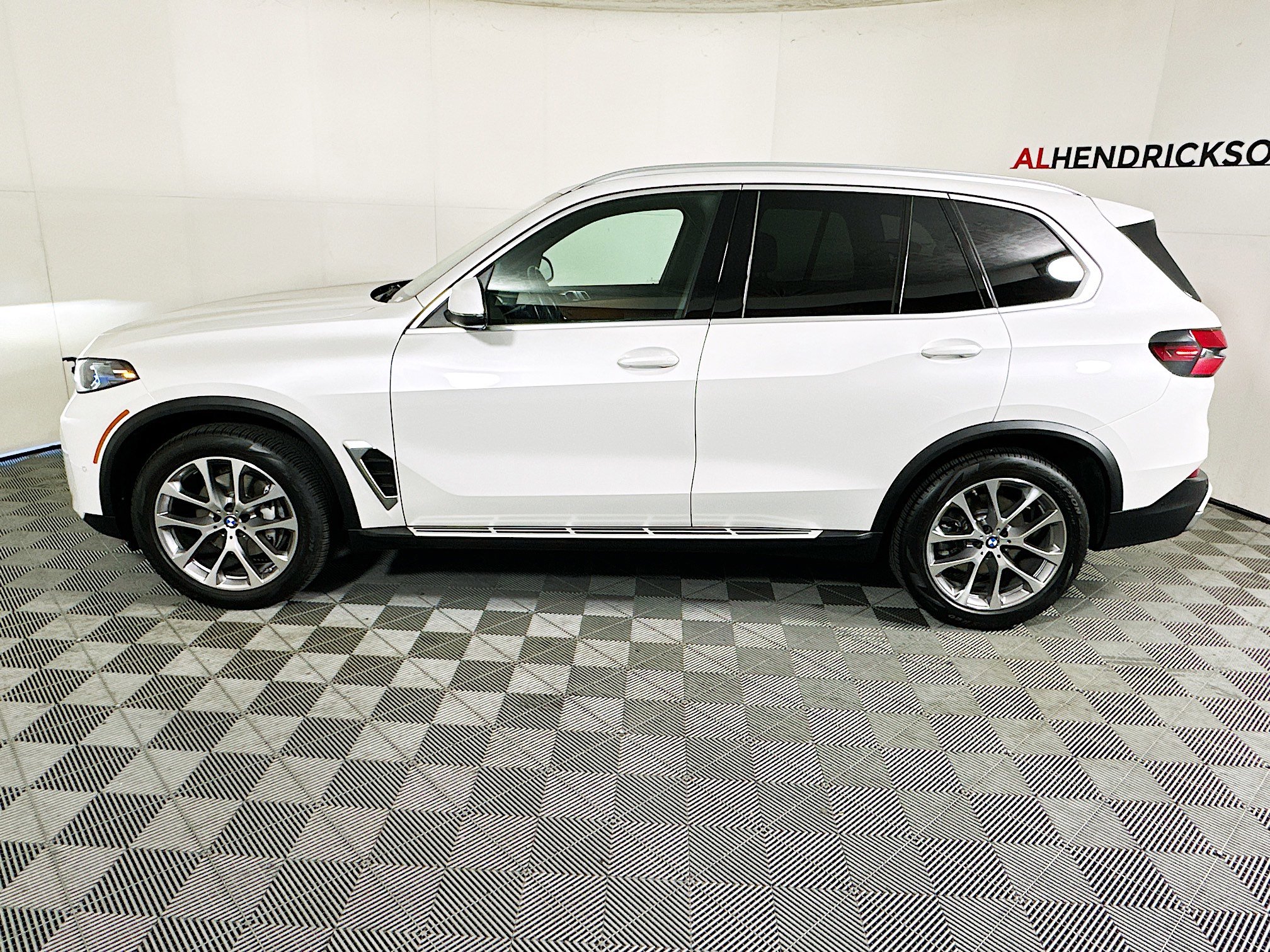 Used 2026 BMW X5 xDrive40i image 6