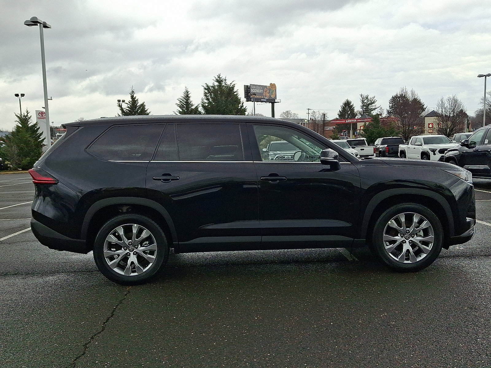 Certified 2025 Toyota Grand Highlander Limited image 7