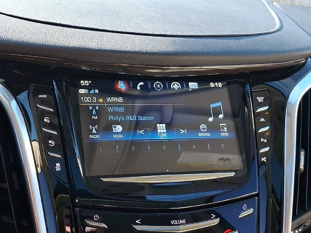 Used 2020 Cadillac Escalade Luxury AWD/4WD image 21
