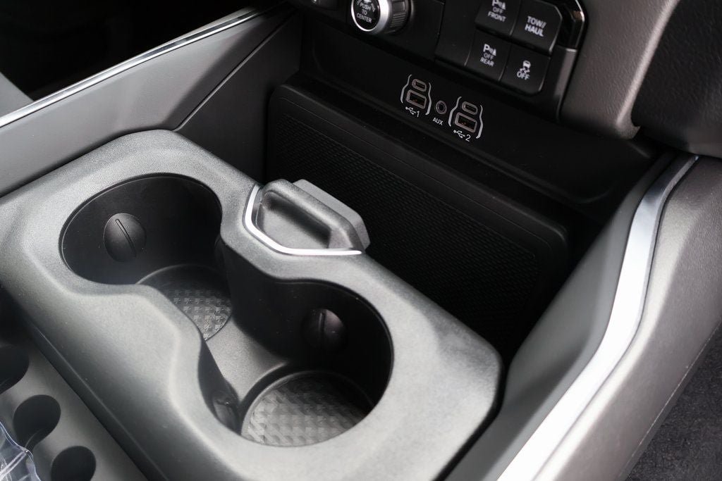 New 2026 RAM 1500 Big Horn AWD/4WD image 12