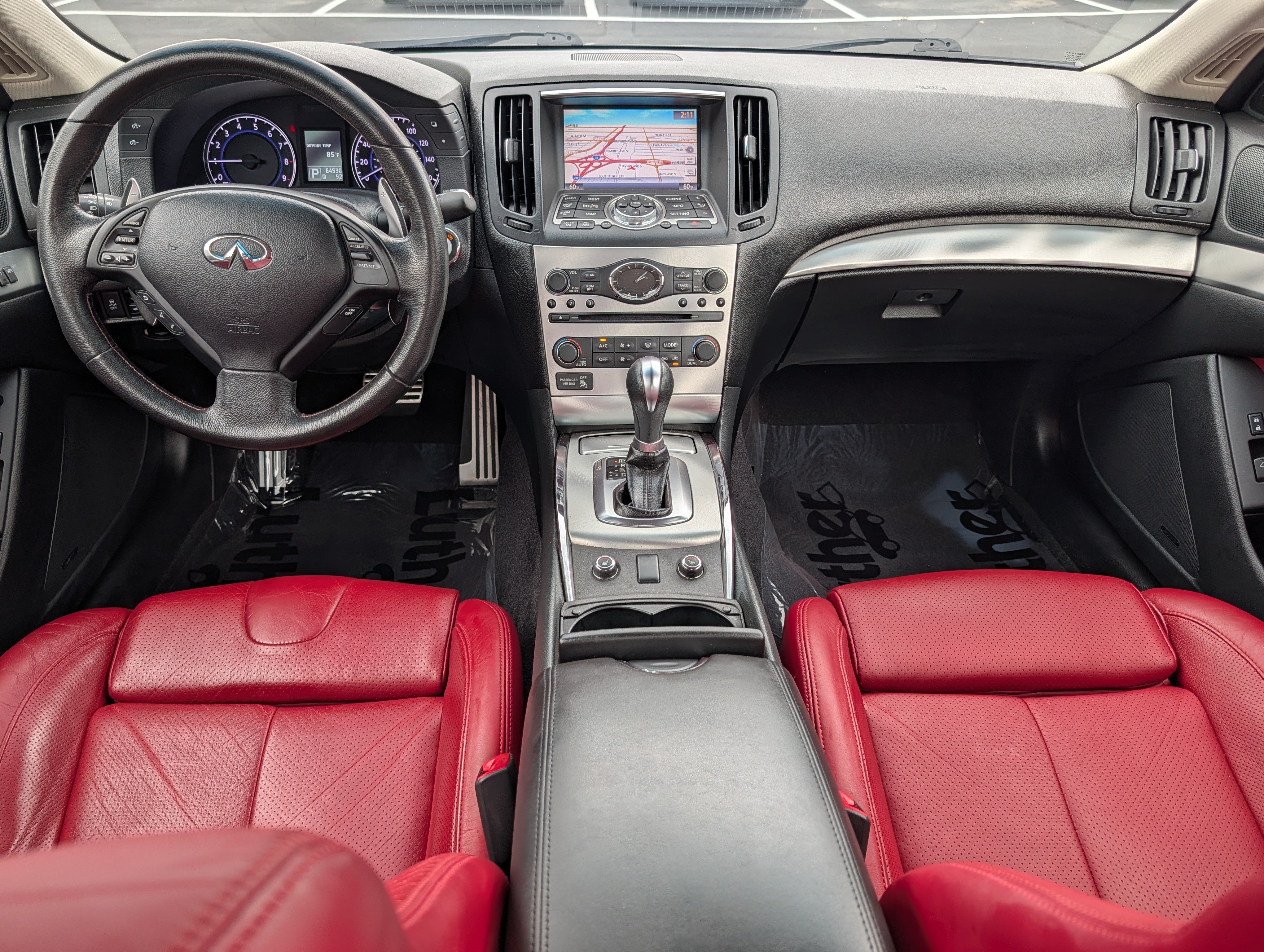 Used 2011 INFINITI G37 IPL RWD image 10
