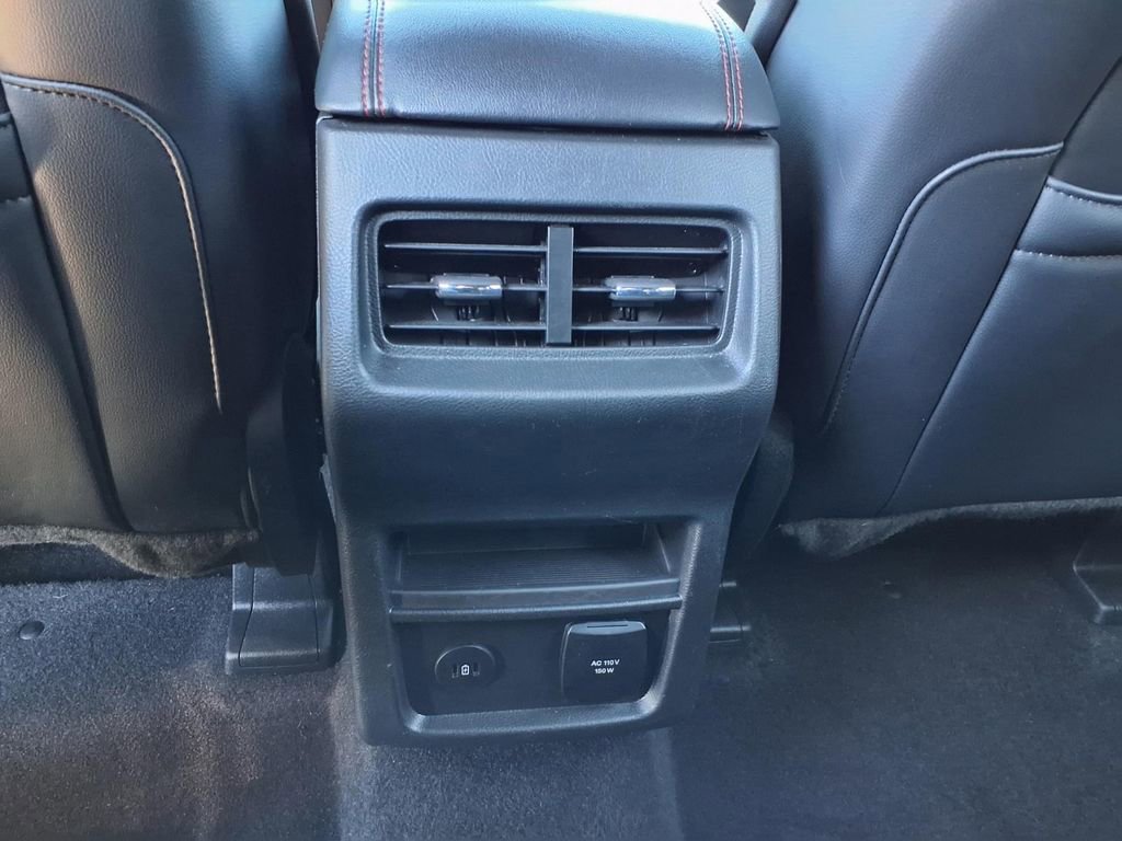 Used 2024 Ford Edge ST-Line image 24