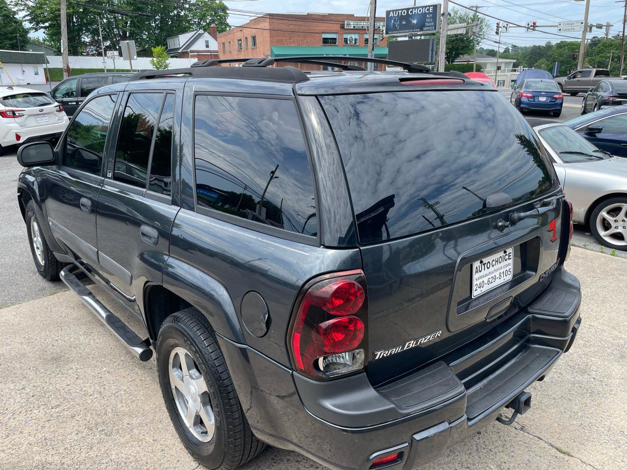 Used 2004 Chevrolet TrailBlazer LS w/ LS Preferred Equipment Group AWD/4WD image 17