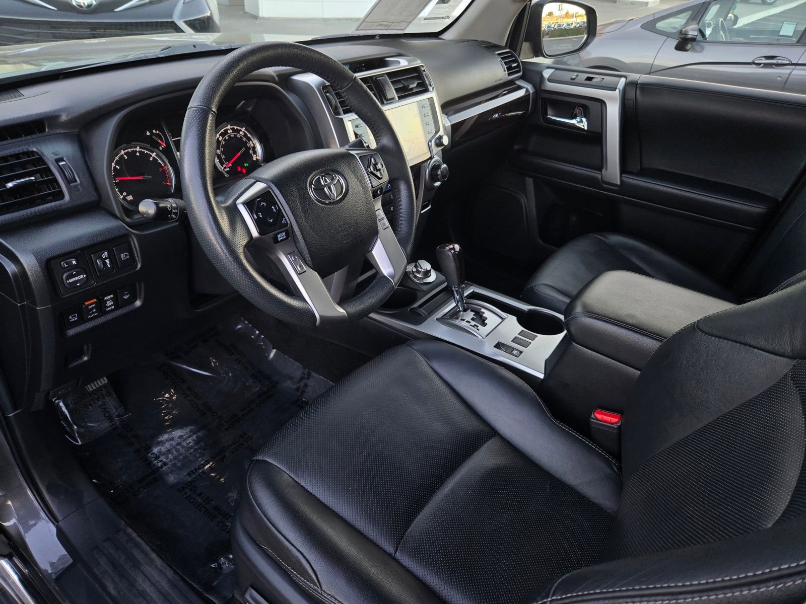 Used 2022 Toyota 4Runner Limited image 9