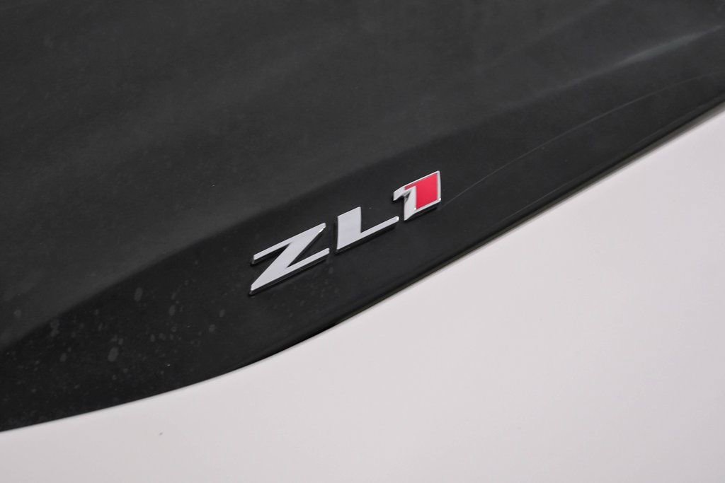Used 2018 Chevrolet Camaro ZL1 image 27