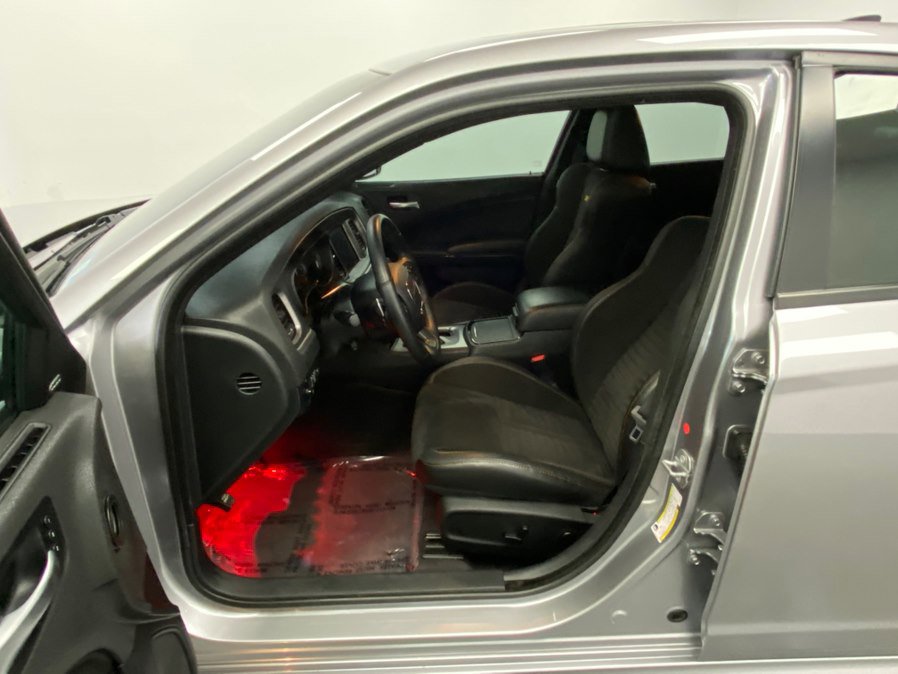 Used 2018 Dodge Charger R/T image 21