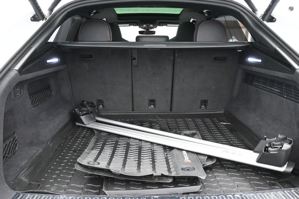 Used 2023 Audi RS Q8 AWD/4WD image 23