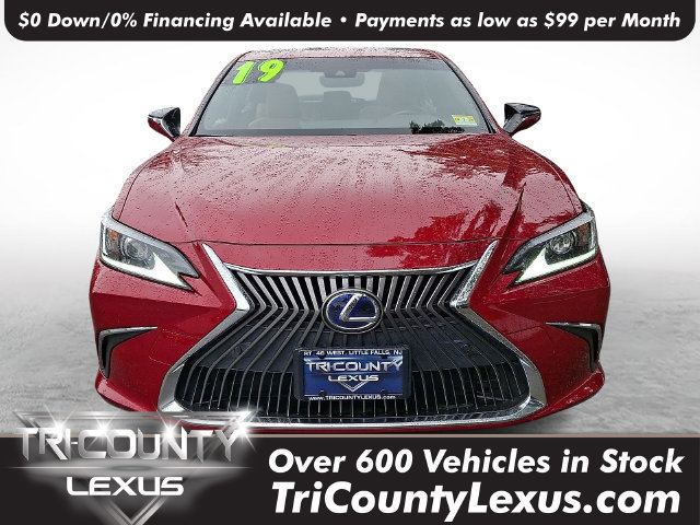 Used 2019 Lexus ES 300h w/ Accessory Package 2 FWD image 2