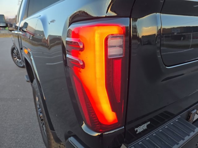 Used 2025 GMC Sierra 2500 Denali Ultimate image 35