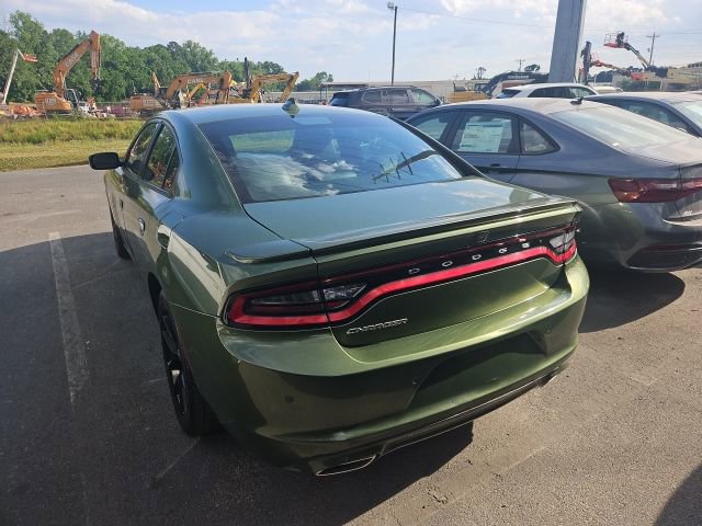 Used 2020 Dodge Charger SXT w/ Plus Group image 5