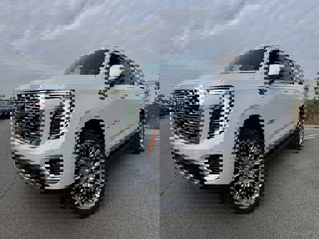 New 2026 GMC Yukon XL Denali w/ Denali Reserve Package image 1