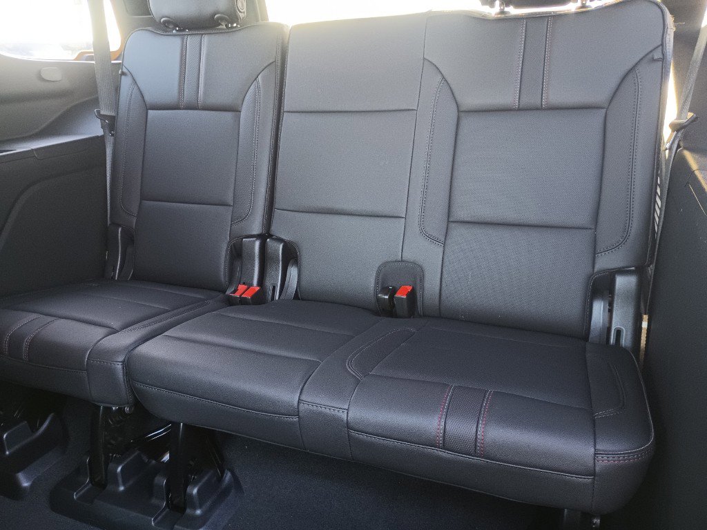 Used 2022 Chevrolet Tahoe RST w/ Sport Performance Package image 27