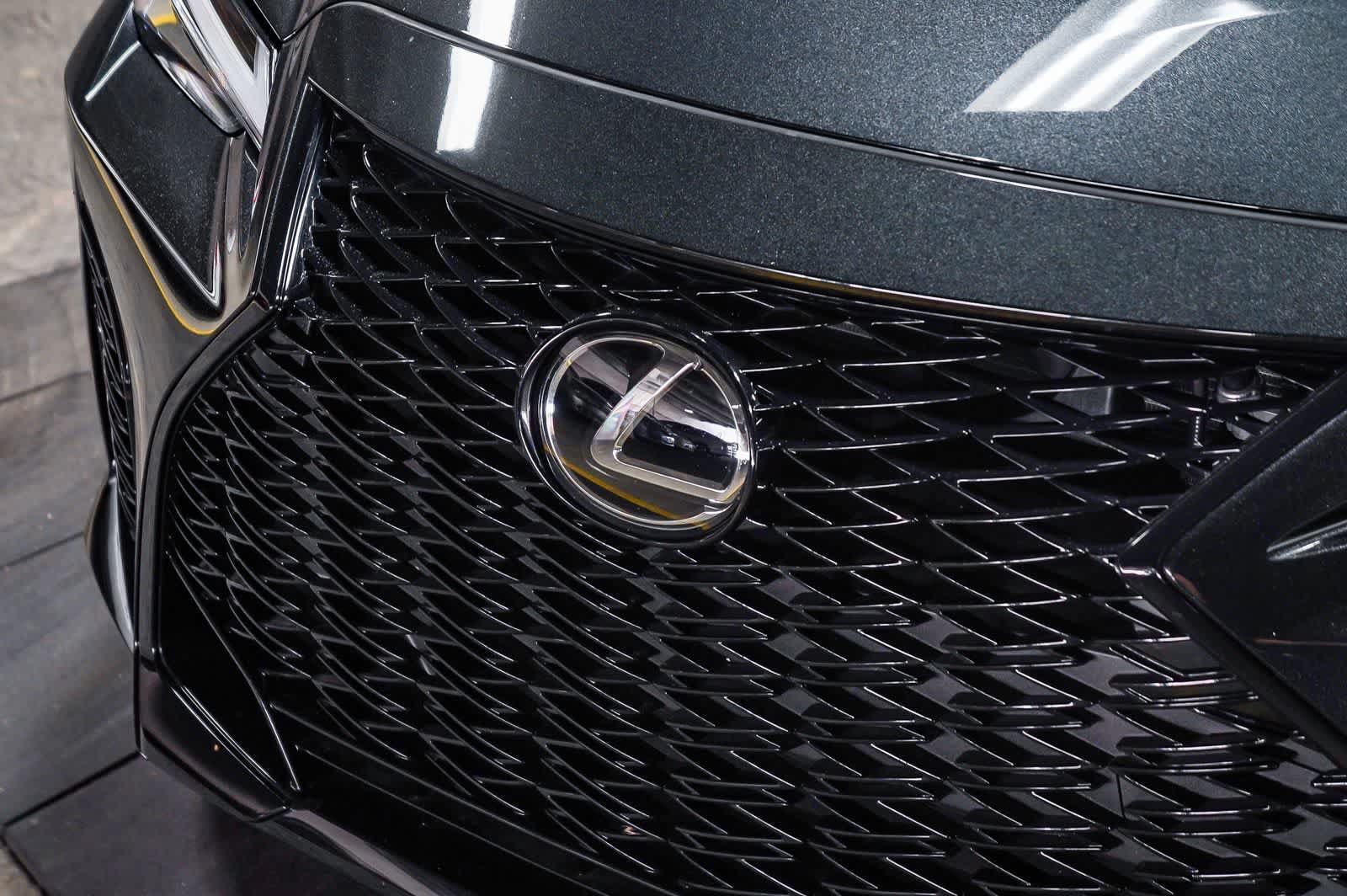Used 2025 Lexus IS 300 F Sport RWD image 8