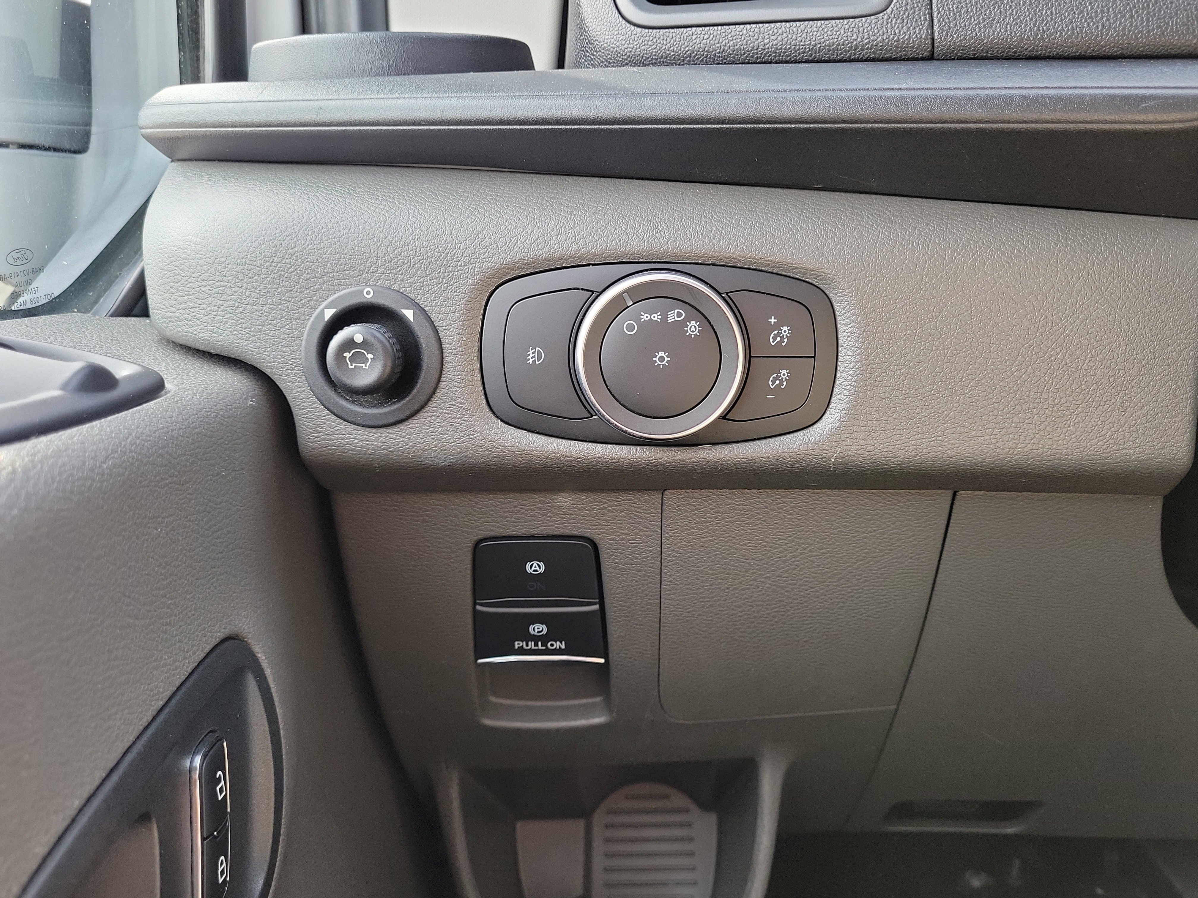 Used 2024 Ford Transit 250 Low Roof w/ Exterior Upgrade Package image 24