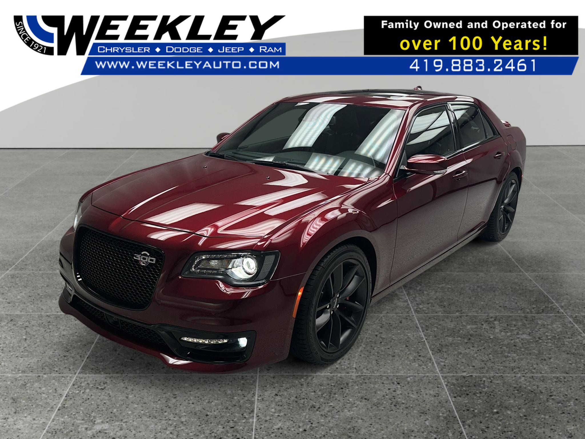 Used 2023 Chrysler 300 C