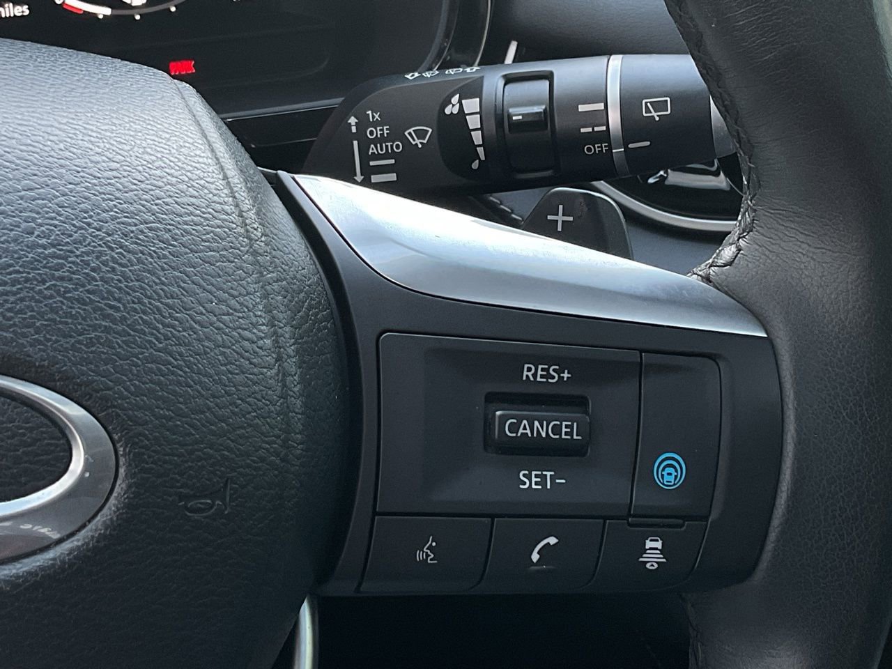 Used 2023 INFINITI QX60 Luxe w/ Cargo Package image 26