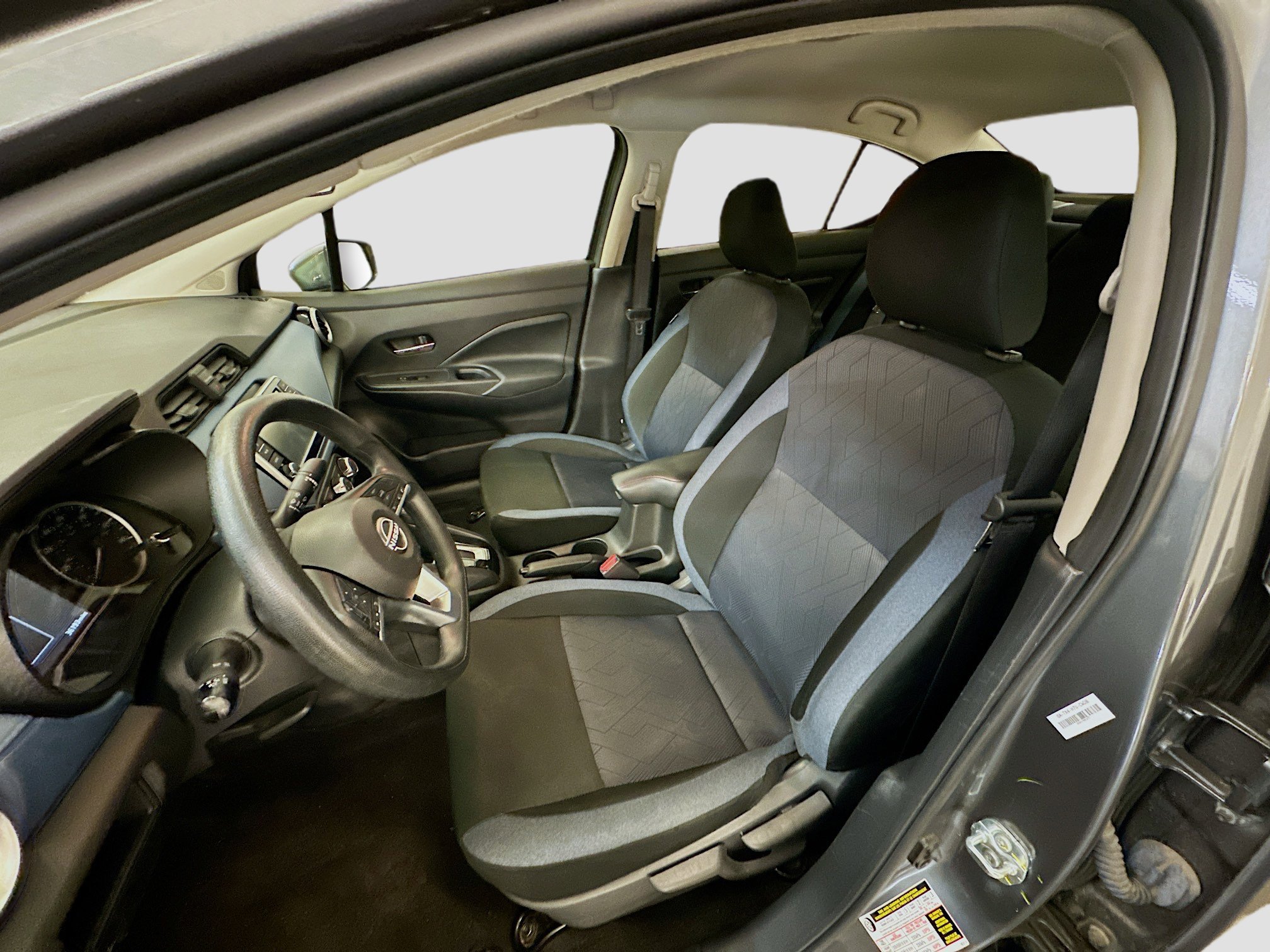 Used 2025 Nissan Versa SV FWD image 13