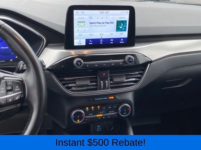 Used 2022 Ford Escape Titanium image 9