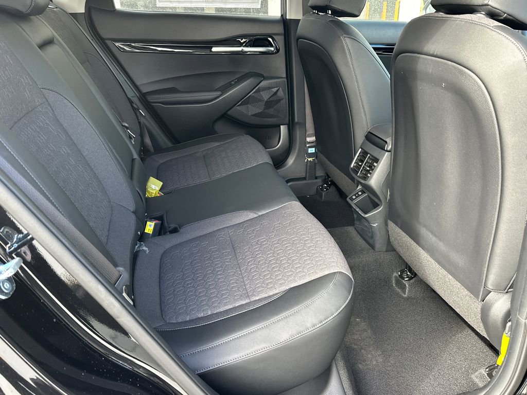 New 2026 Kia Seltos S AWD/4WD image 10