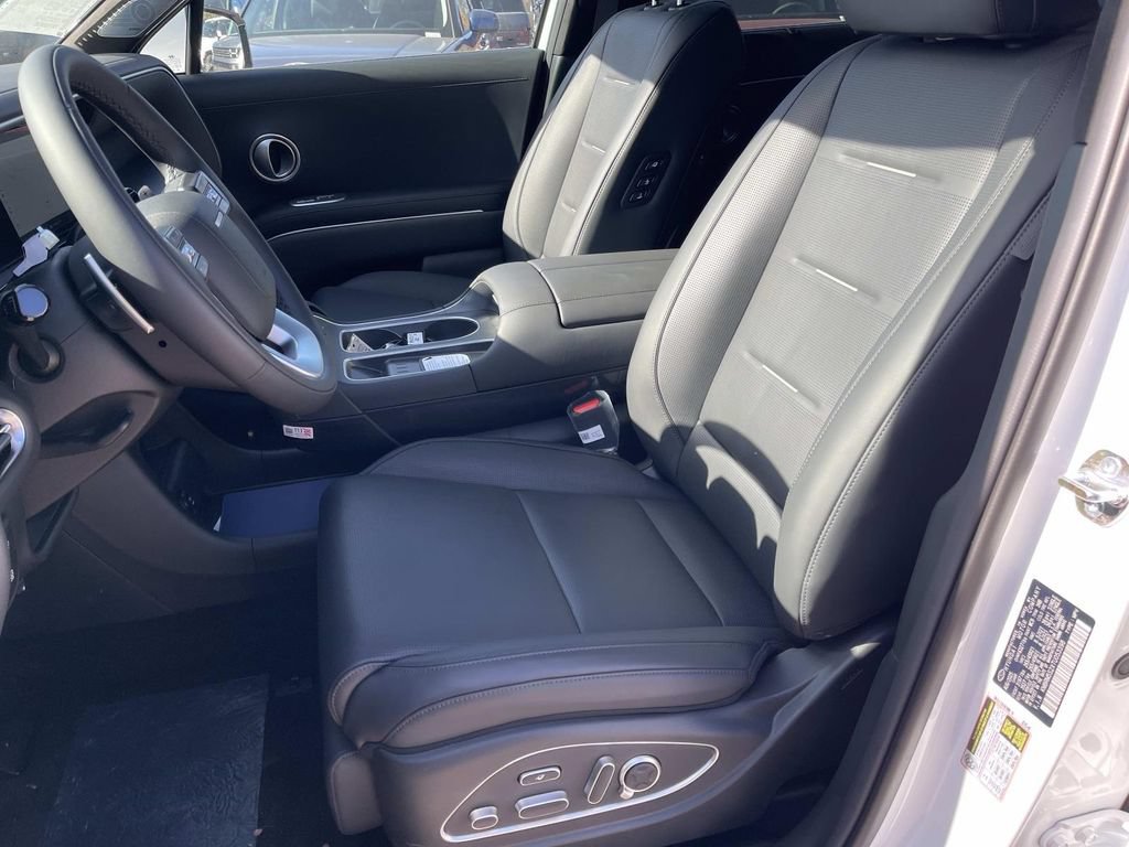 New 2026 Hyundai Palisade Calligraphy FWD image 17
