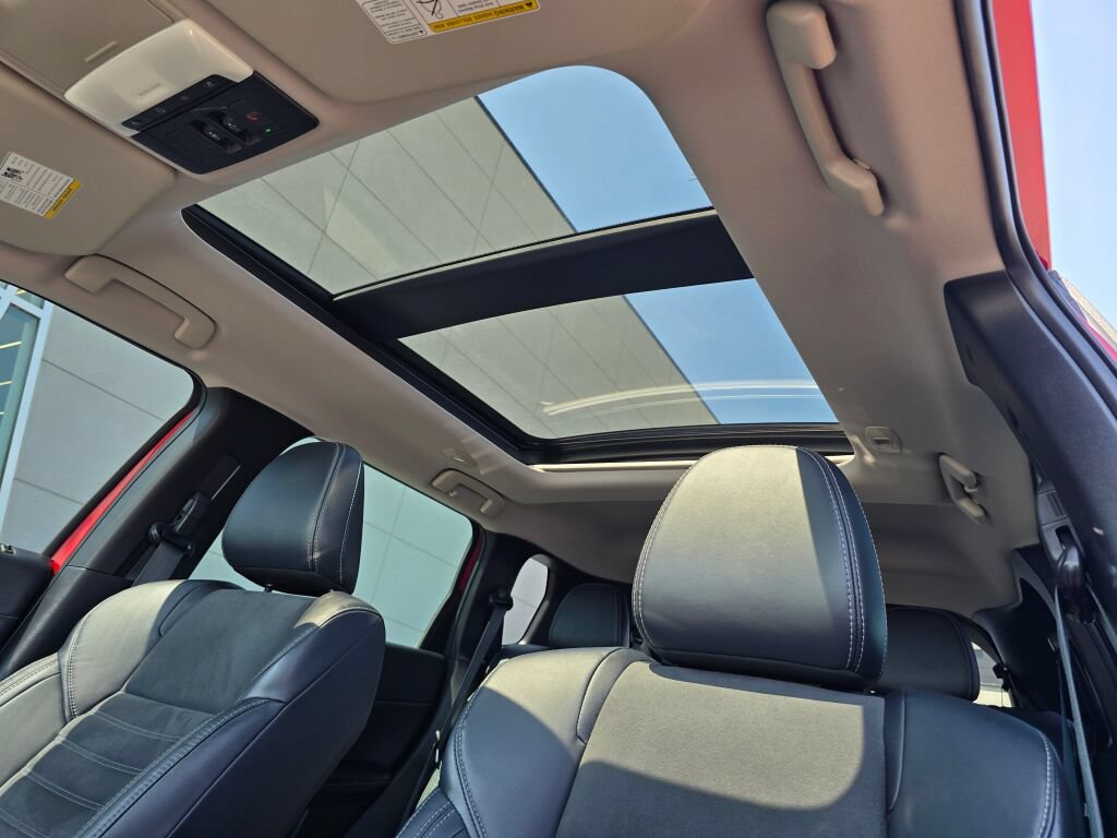 Used 2023 Mitsubishi Outlander 4WD Plug-In Hybrid image 28