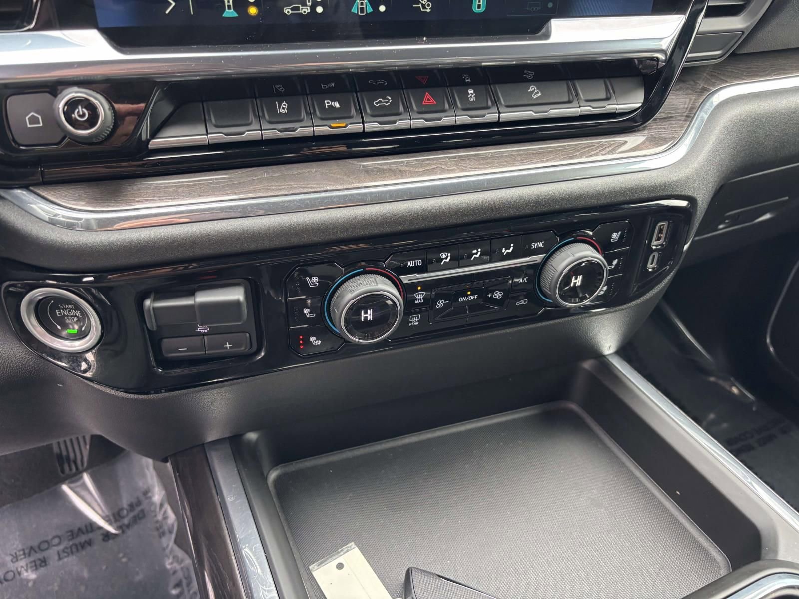 Used 2024 Chevrolet Silverado 2500 LTZ w/ LTZ Premium Package image 25