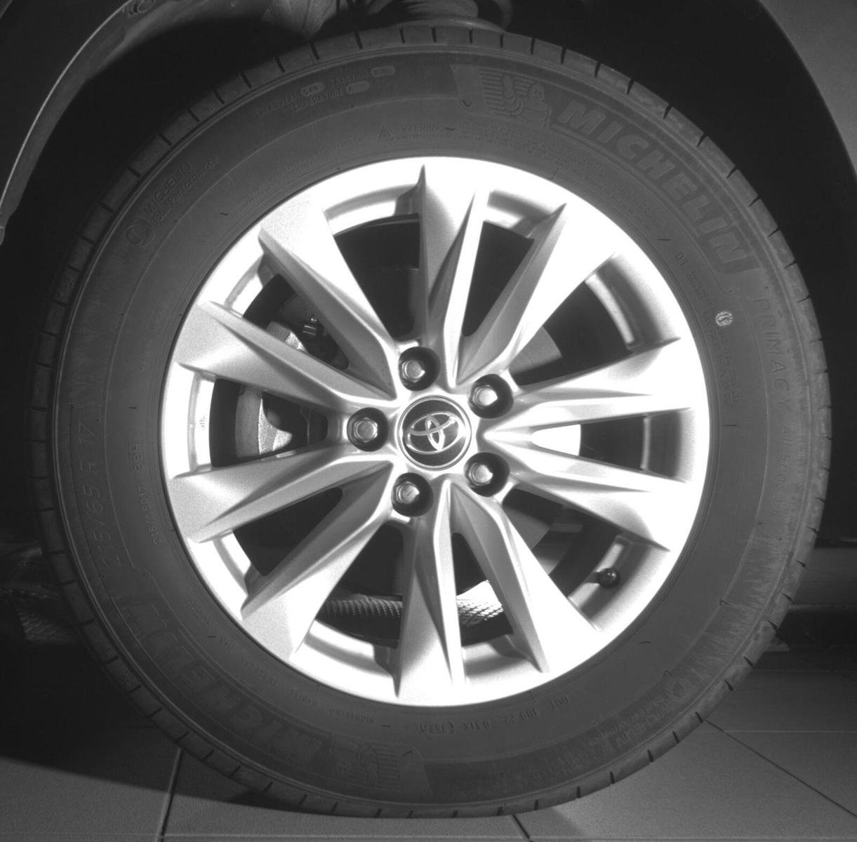 Used 2022 Toyota Corolla Cross LE FWD image 9