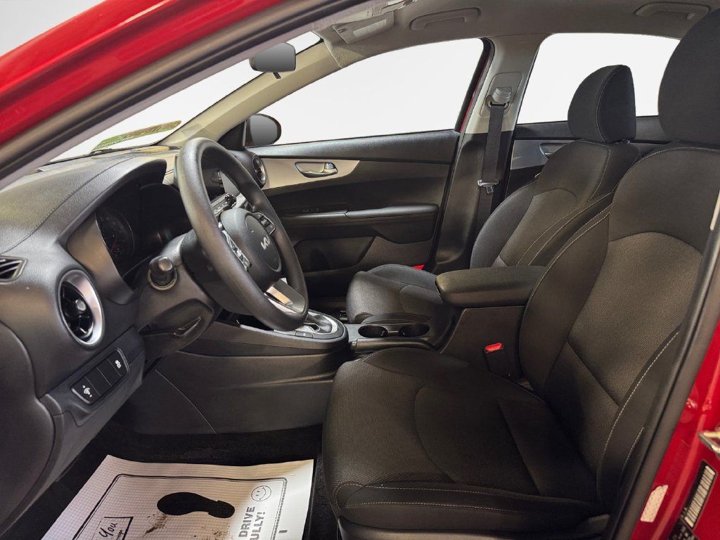 Certified 2024 Kia Forte LXS FWD image 12