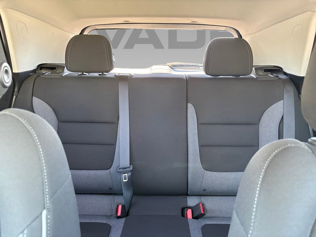 Used 2025 Chevrolet TrailBlazer LT image 2