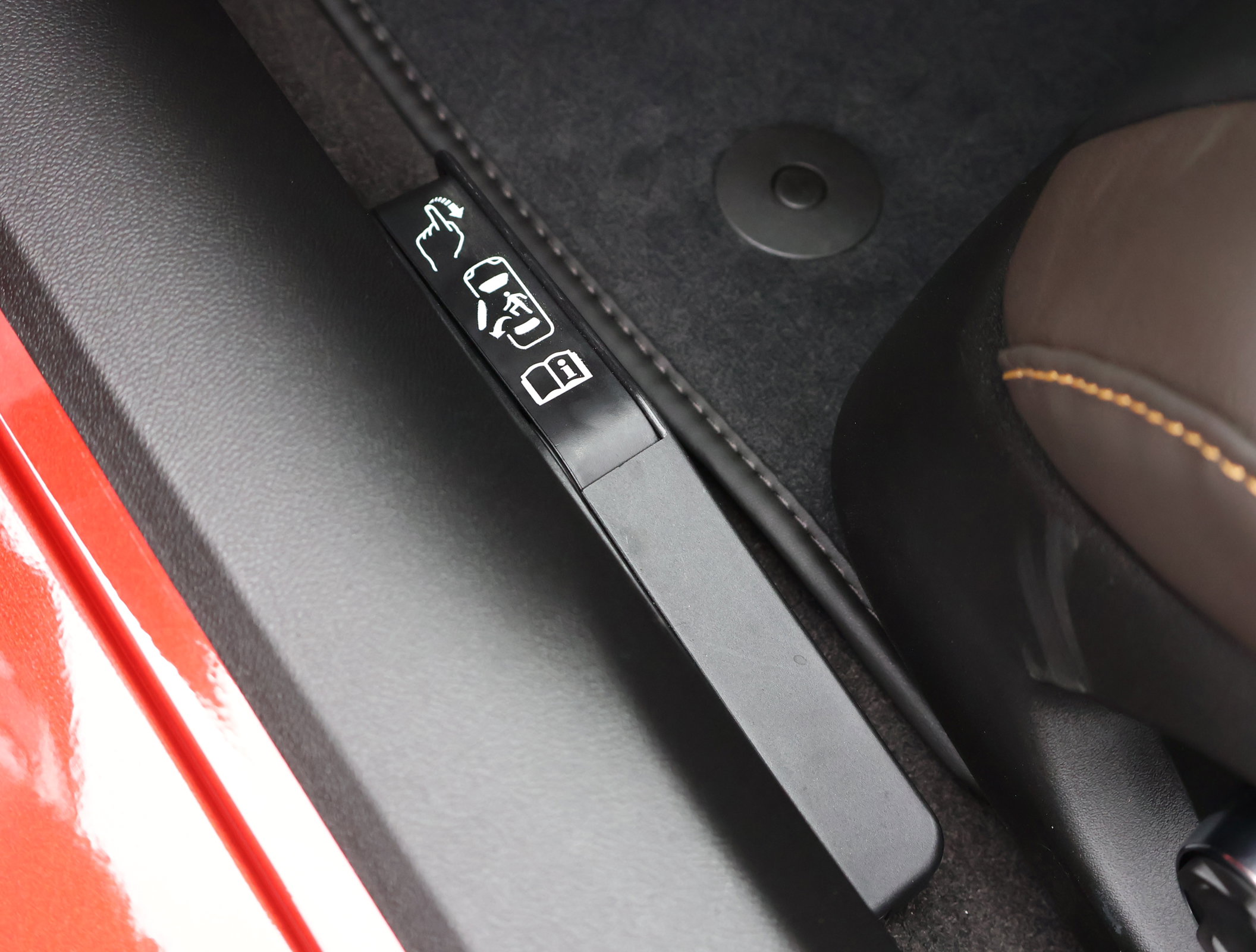 New 2026 Chevrolet Corvette E-Ray AWD/4WD image 12