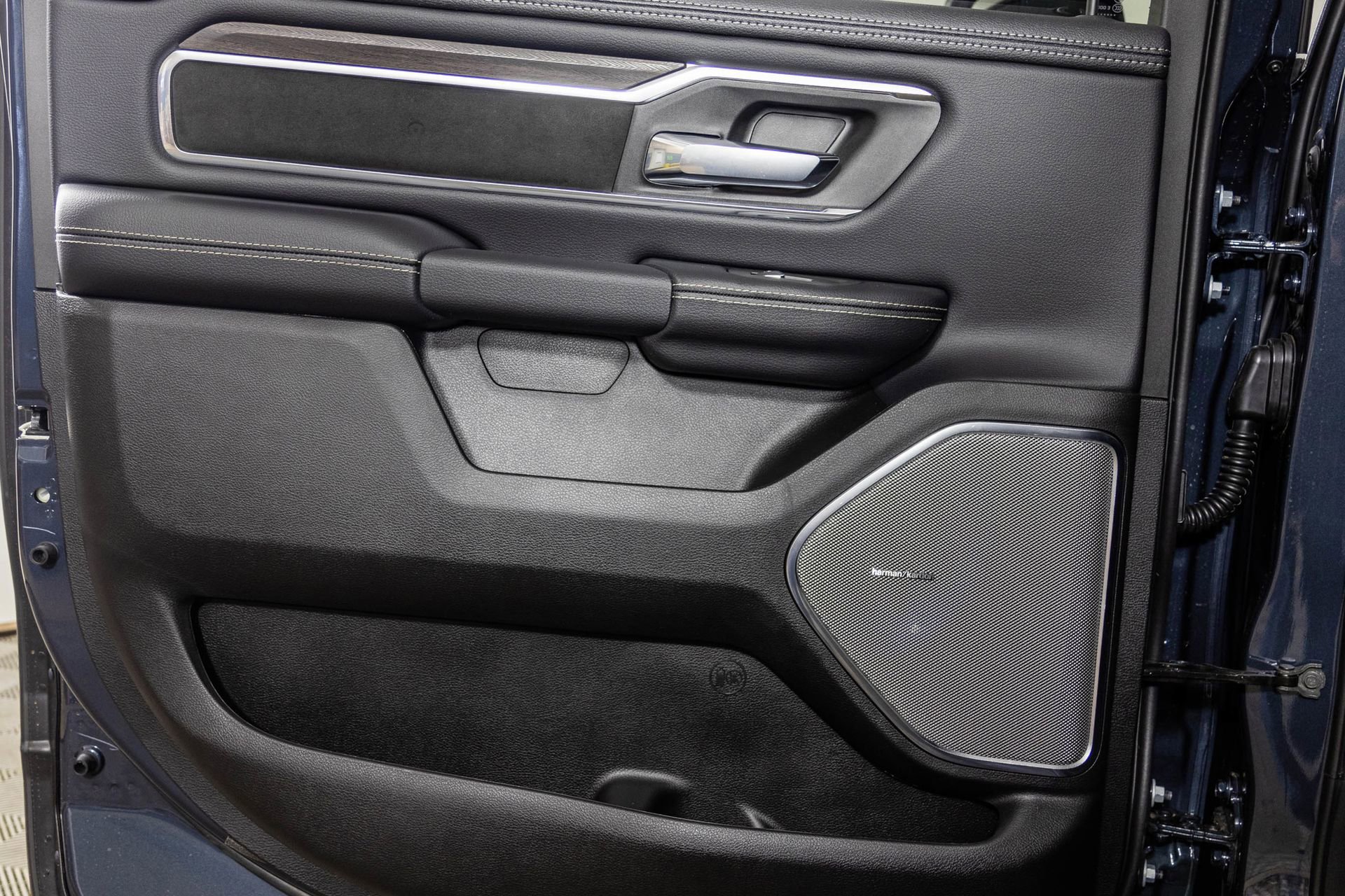 New 2026 RAM 1500 Laramie w/ Night Edition image 38