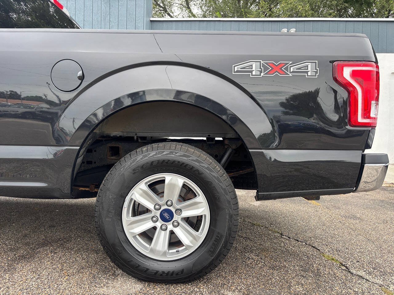 Used 2015 Ford F150 XLT AWD/4WD image 14