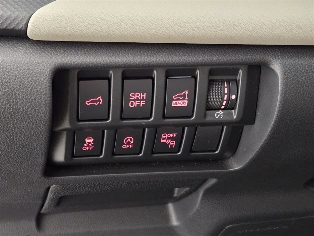 Certified 2023 Subaru Forester Limited image 25