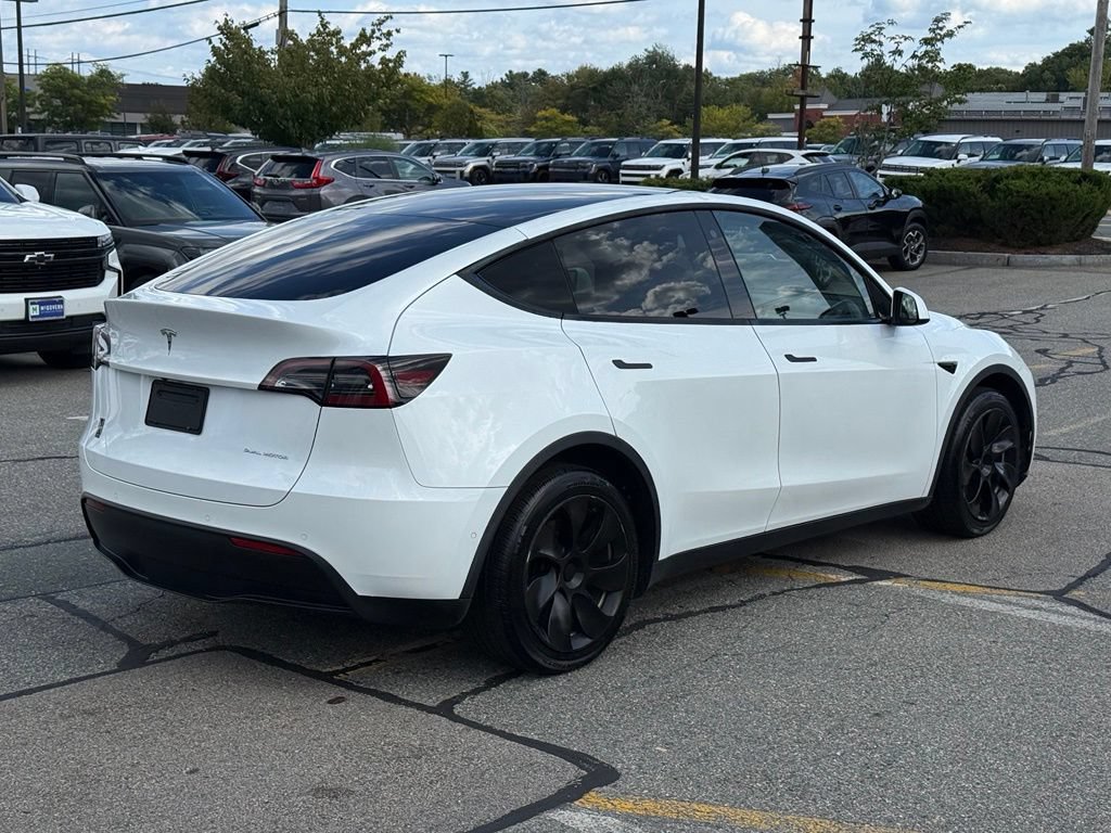 Used 2022 Tesla Model Y Long Range AWD/4WD image 5